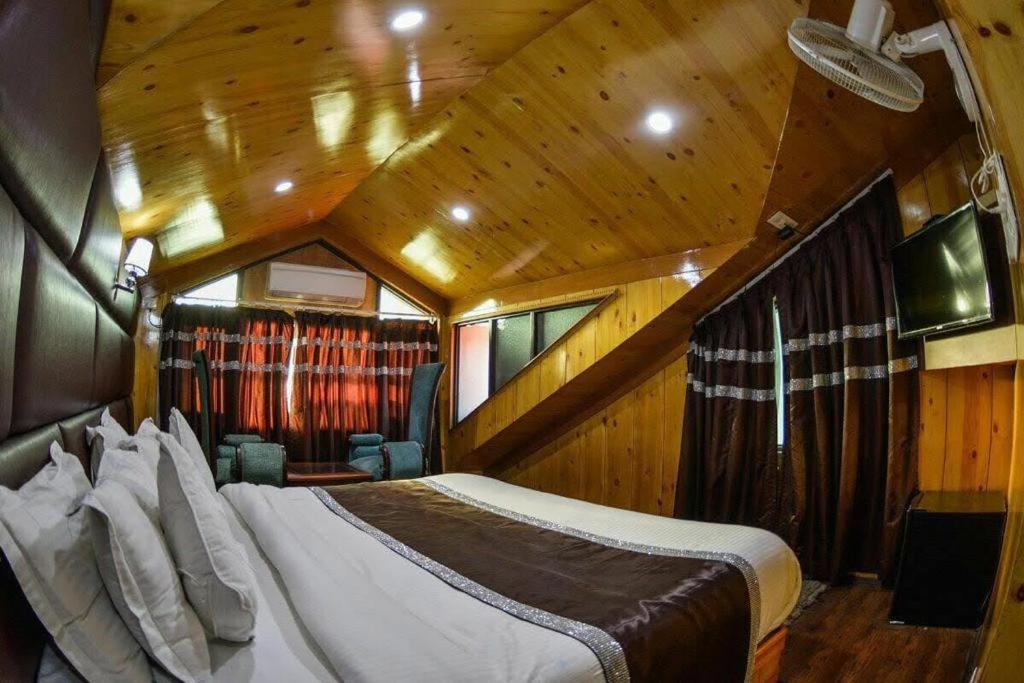 Vella Marina Group Of Hotels เฮเลน ภายนอก รูปภาพ